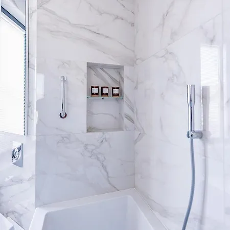 Luxurious 2bd On Crystal Garden * Bŭnzarito